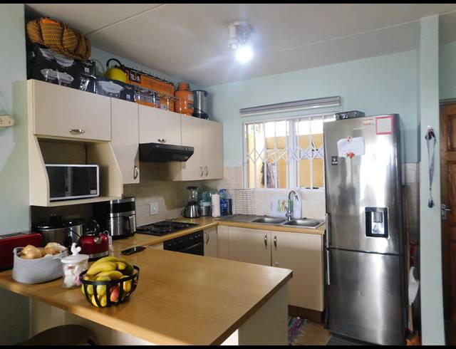 2 BEDROOM DUPLEX FOR SALE IN CAVERSHAM GLEN